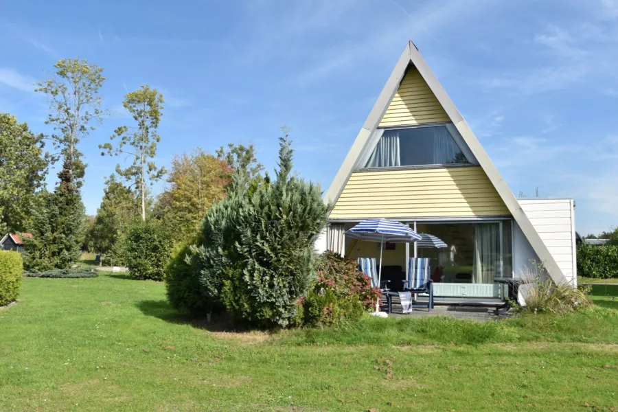 Naturist cottage Netherlands bungalow 14 1